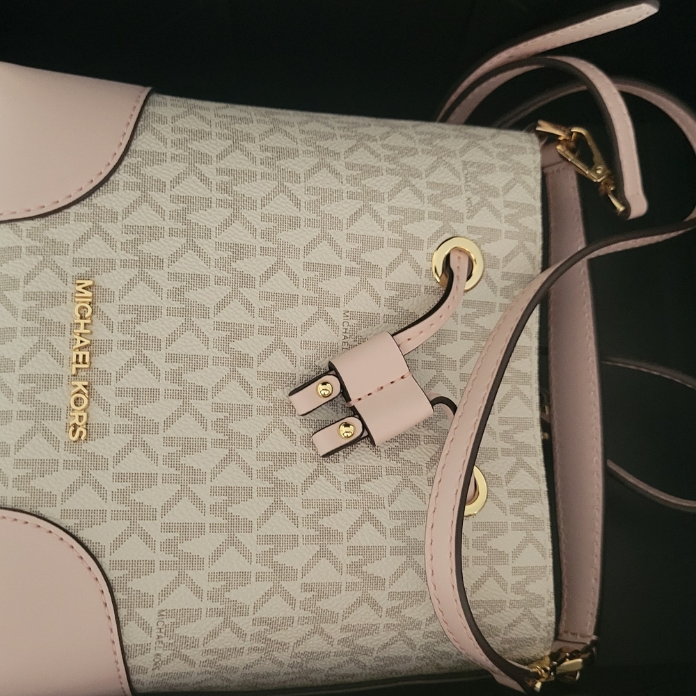 MK Purse